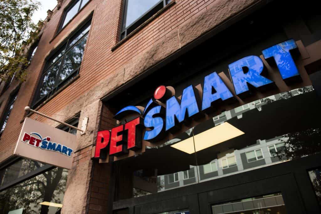 BC Partners to Sell Minority Stake in PetSmart to Apollo - Vimarsana News