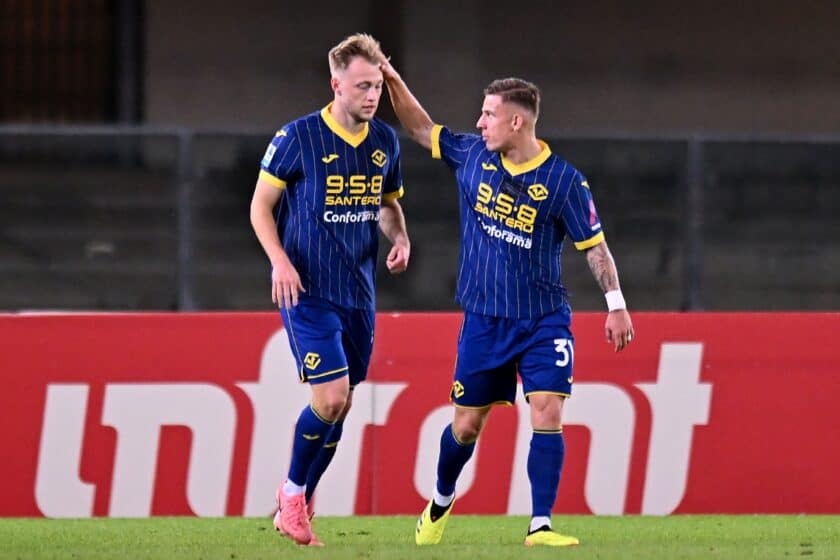 Casper Tengstedt of Hellas Verona celebrates